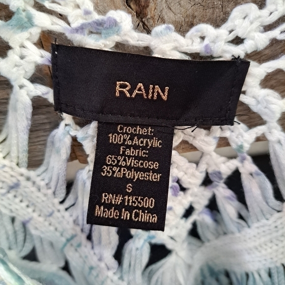 Rain Women's Small 3/4 Sleeve V-neck Watercolor Crochet Top Shirt Swimsuit Cover - Picture 6 of 11